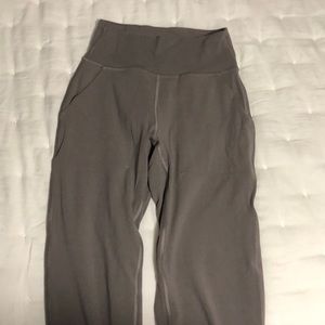 Lululemon women’s joggers